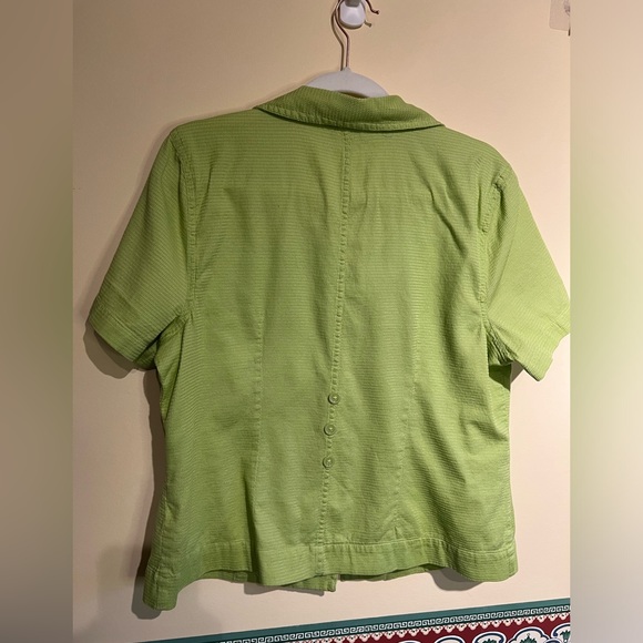 EUC Christopher & Banks button down shirt women’s size large in lime green - Picture 5 of 5